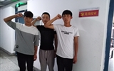 “建黨員標(biāo)兵宿舍，做文明示范先鋒”