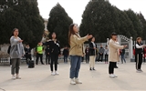 電子信息工程系分團委組織開展“你我共牽手，愛心送溫暖”志愿服務(wù)活動